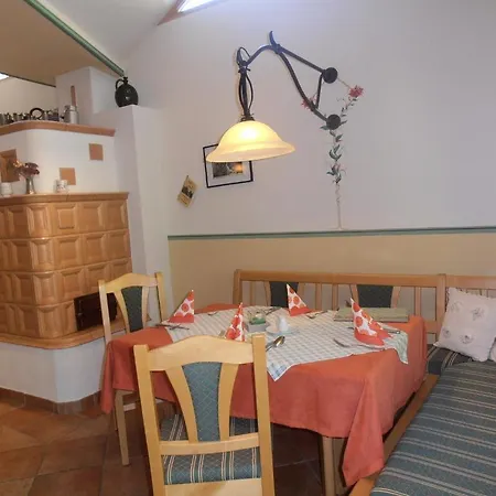 Dretenpacherhof Gasthuis Trattenbach (Lower Austria)